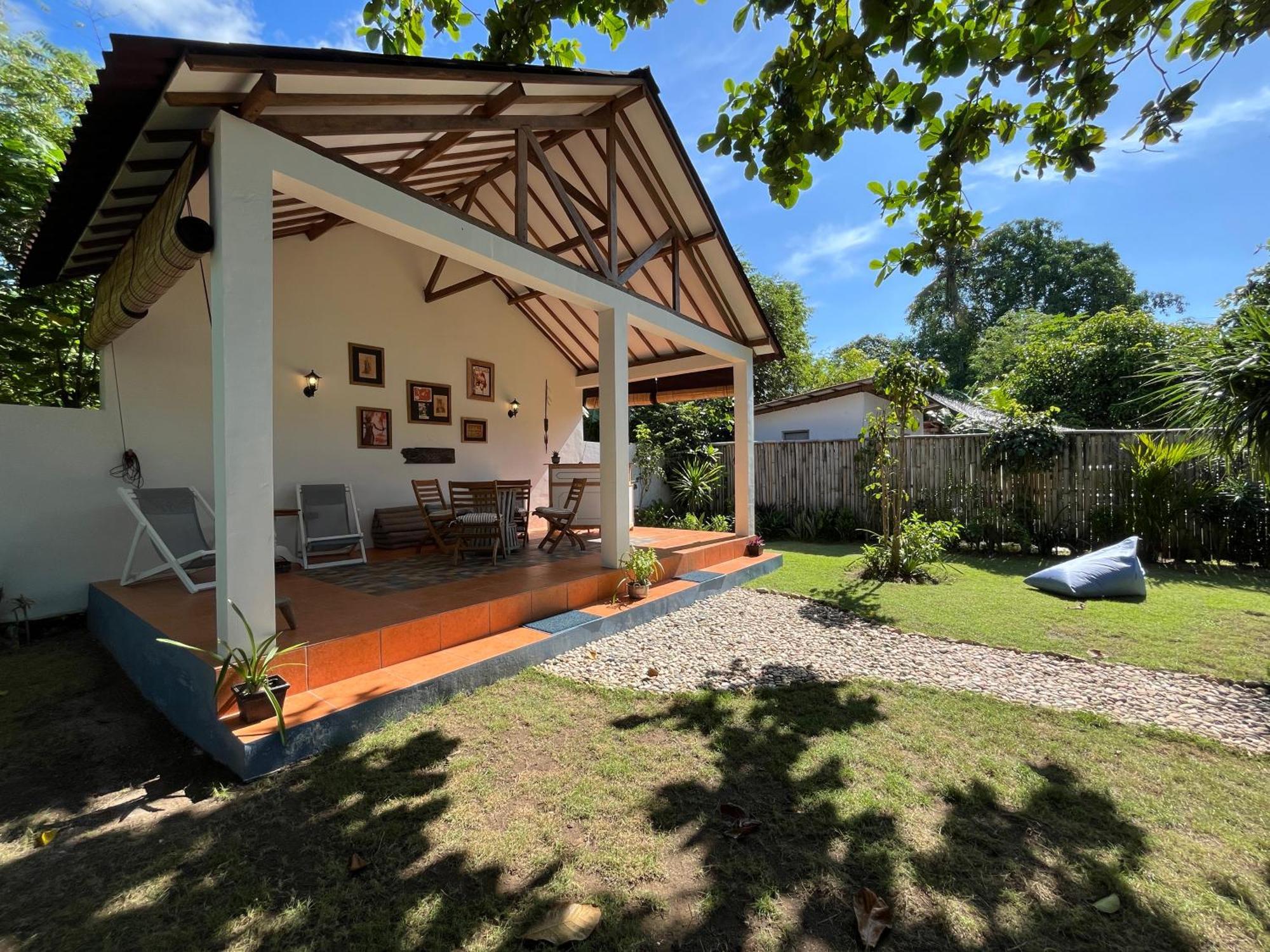 Living Room Lembongan Екстериор снимка